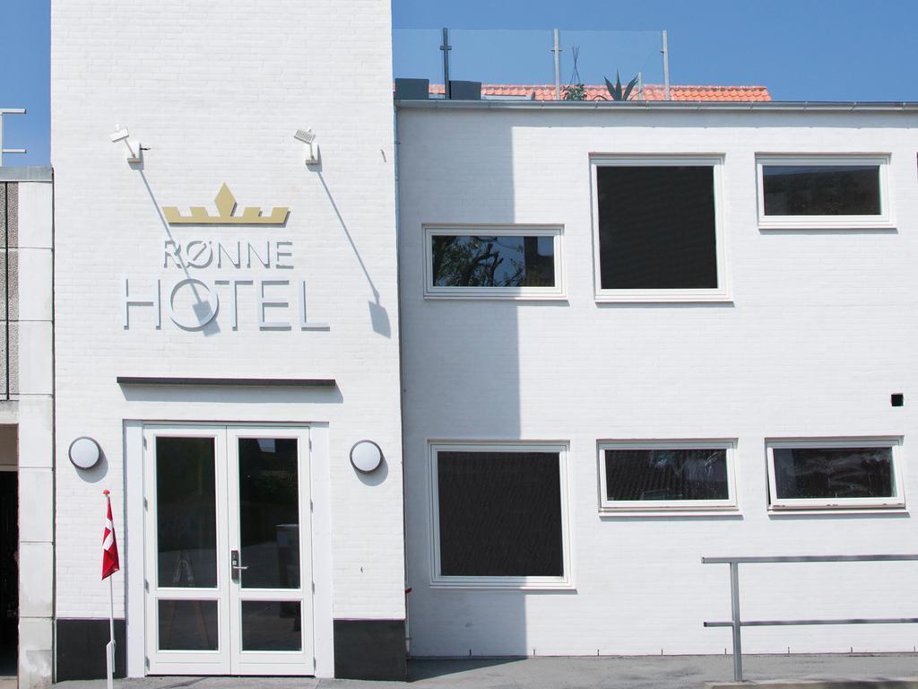 Ronne Hotel Luaran gambar